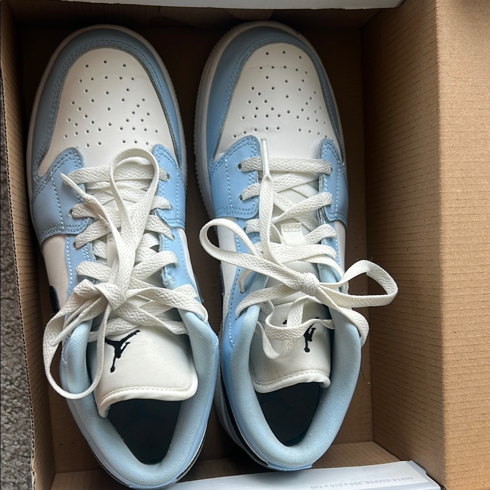 Jordan Blue and White Low-Top Sneakers - Picture 4 of 4